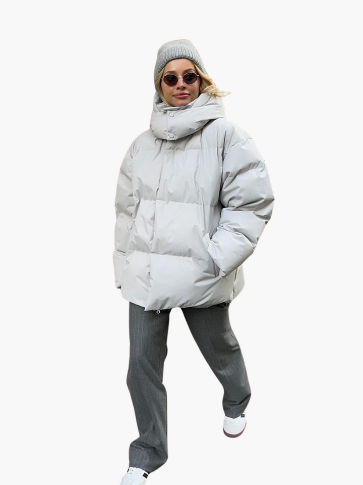 Women’s Hooded Puffer Jacket with Front Zip and Quilted Design