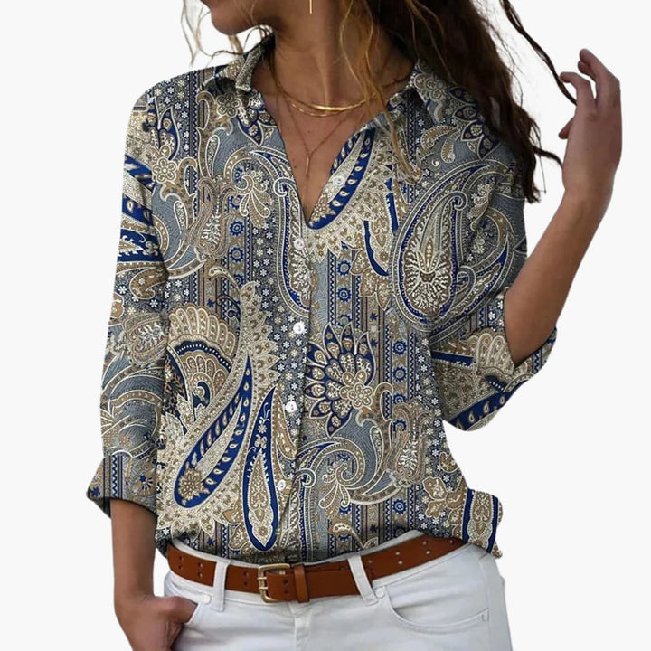 Women’s Shirt with Button Fastening and Printed Design