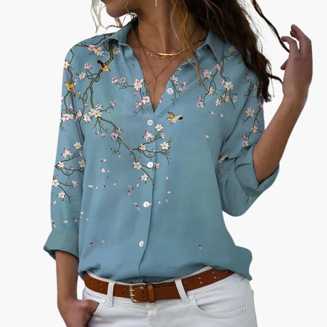 Women’s Shirt with Button Fastening and Printed Design