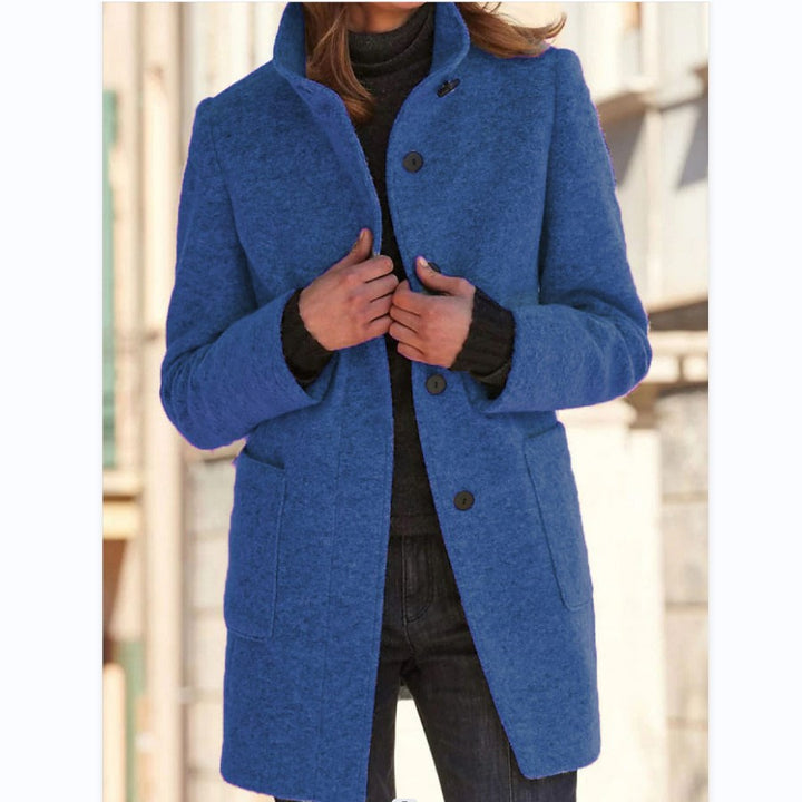 Stand collar button coat with pockets in a slim fit