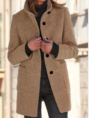 Stand collar button coat with pockets in a slim fit