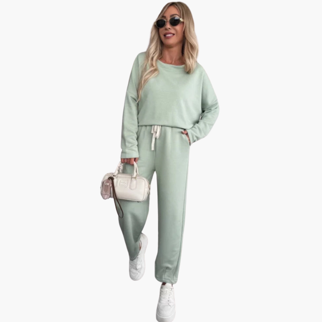Women’s Coordinated Two-Piece Set with Relaxed Fit