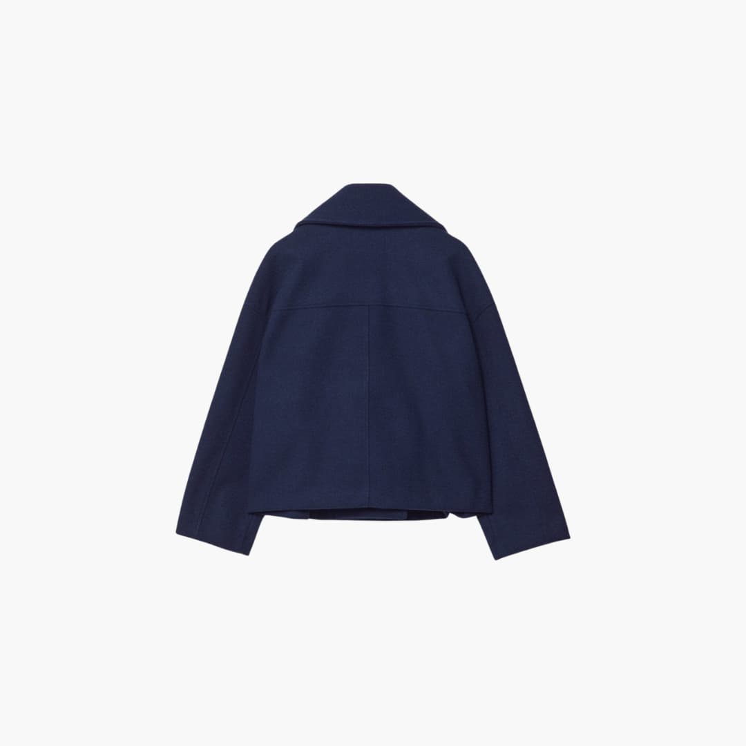 Women’s cropped jacket with double-breasted front and wide lapels