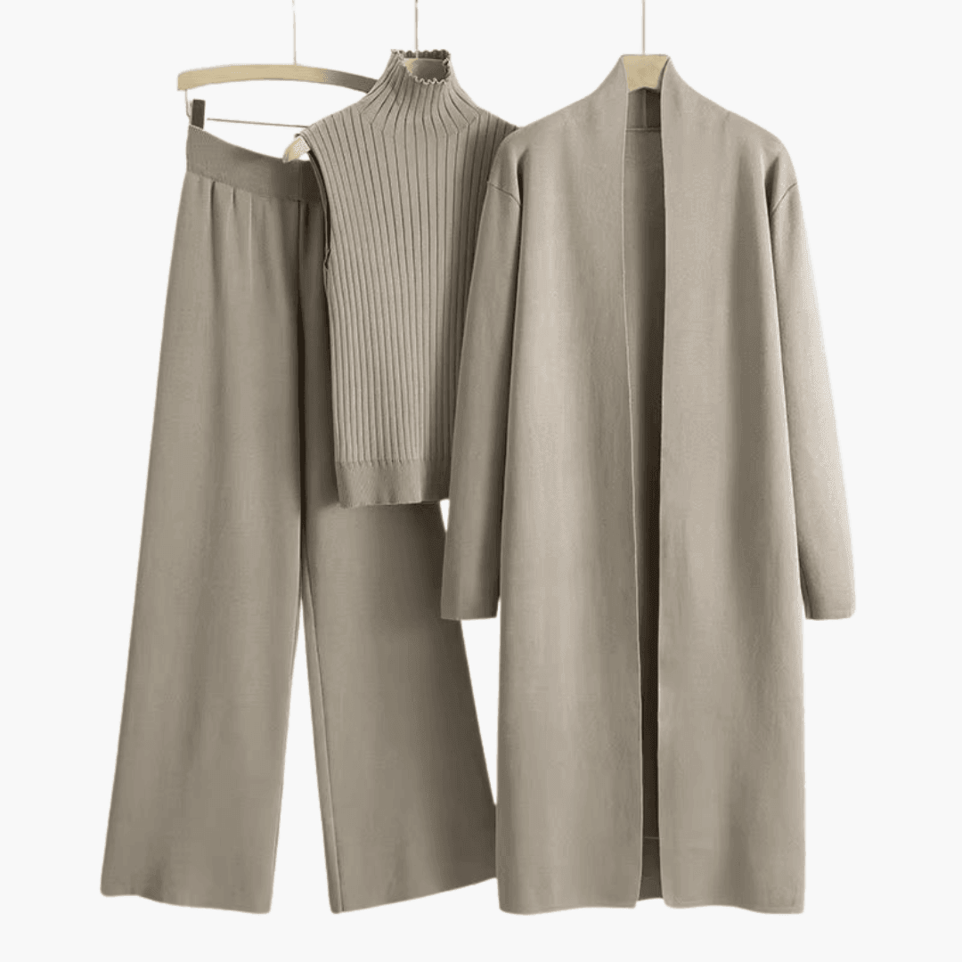 Women’s Three-Piece Knit Loungewear Set with Relaxed Fit