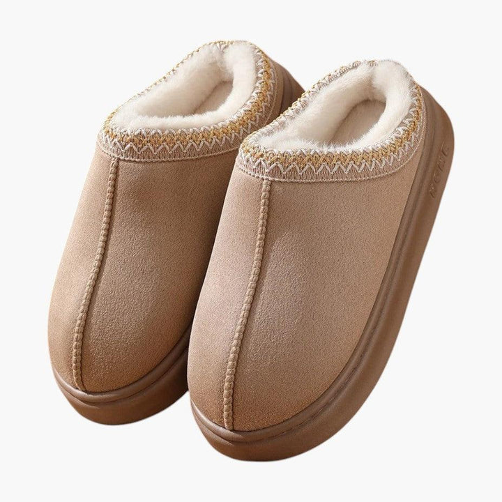 Women’s Winter Indoor Slippers with Soft Lining and Closed Toe